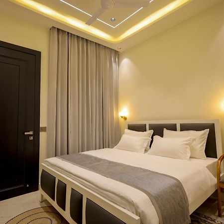 Narayana Homes Матура Екстериор снимка