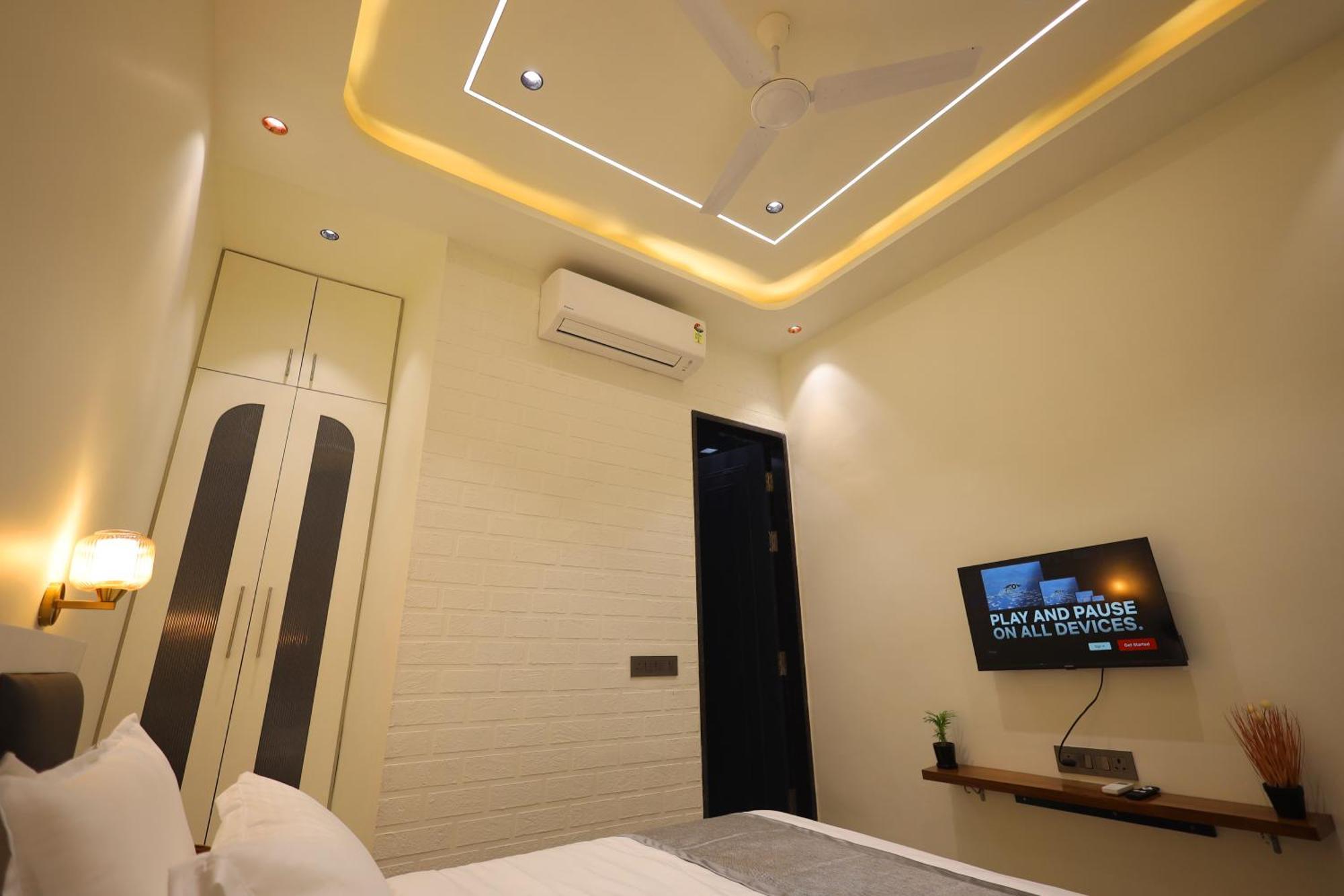 Narayana Homes Матура Екстериор снимка