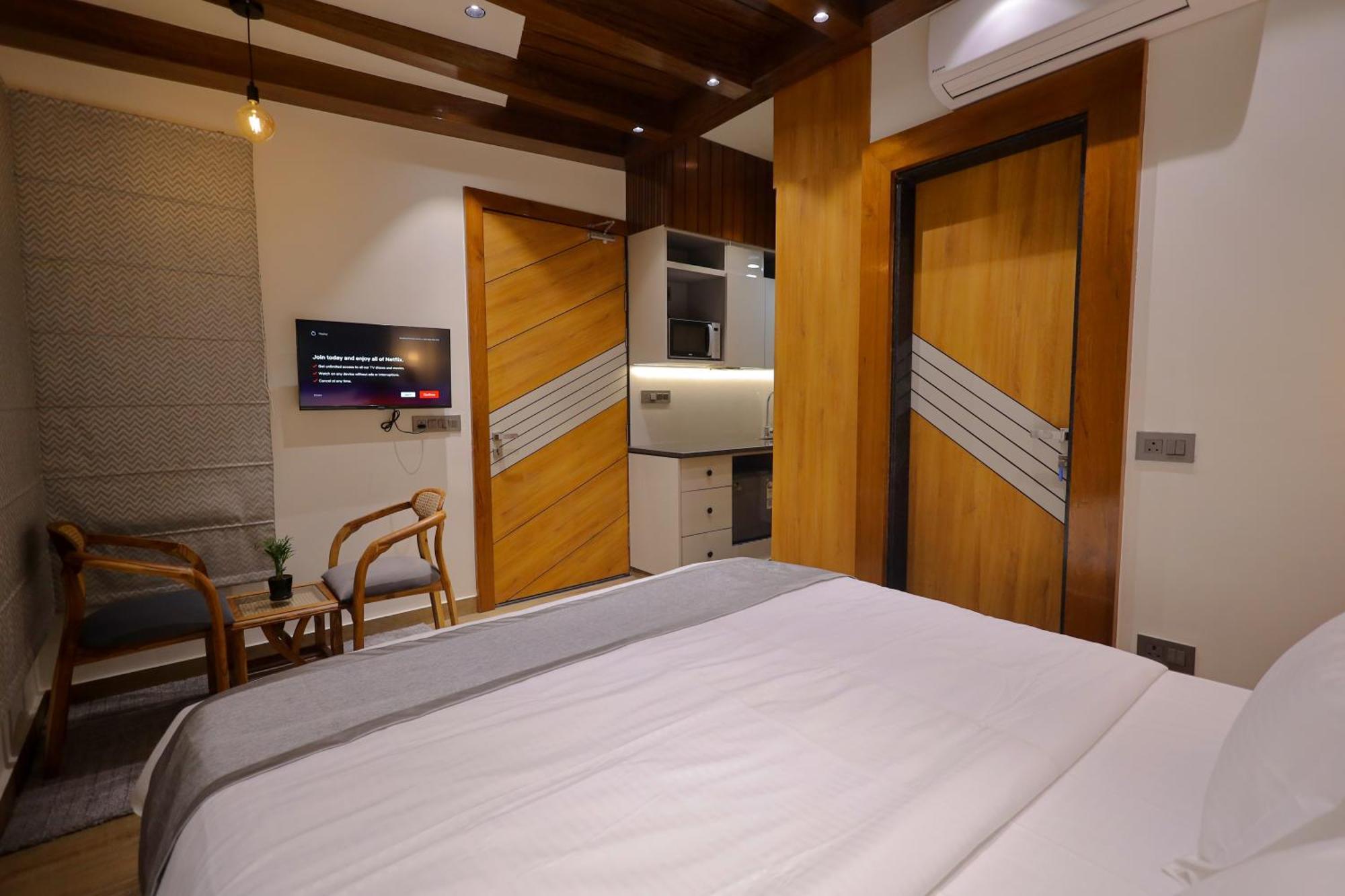 Narayana Homes Матура Екстериор снимка