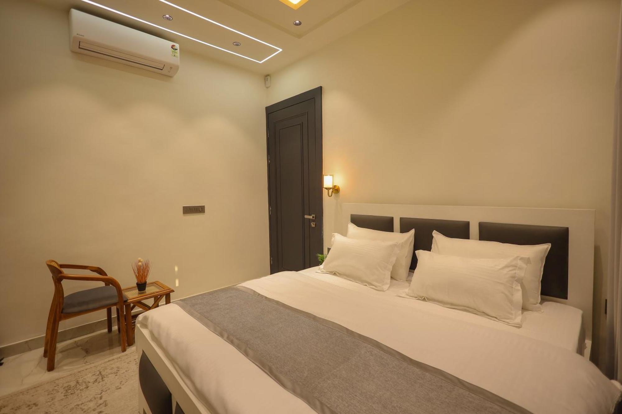 Narayana Homes Матура Екстериор снимка